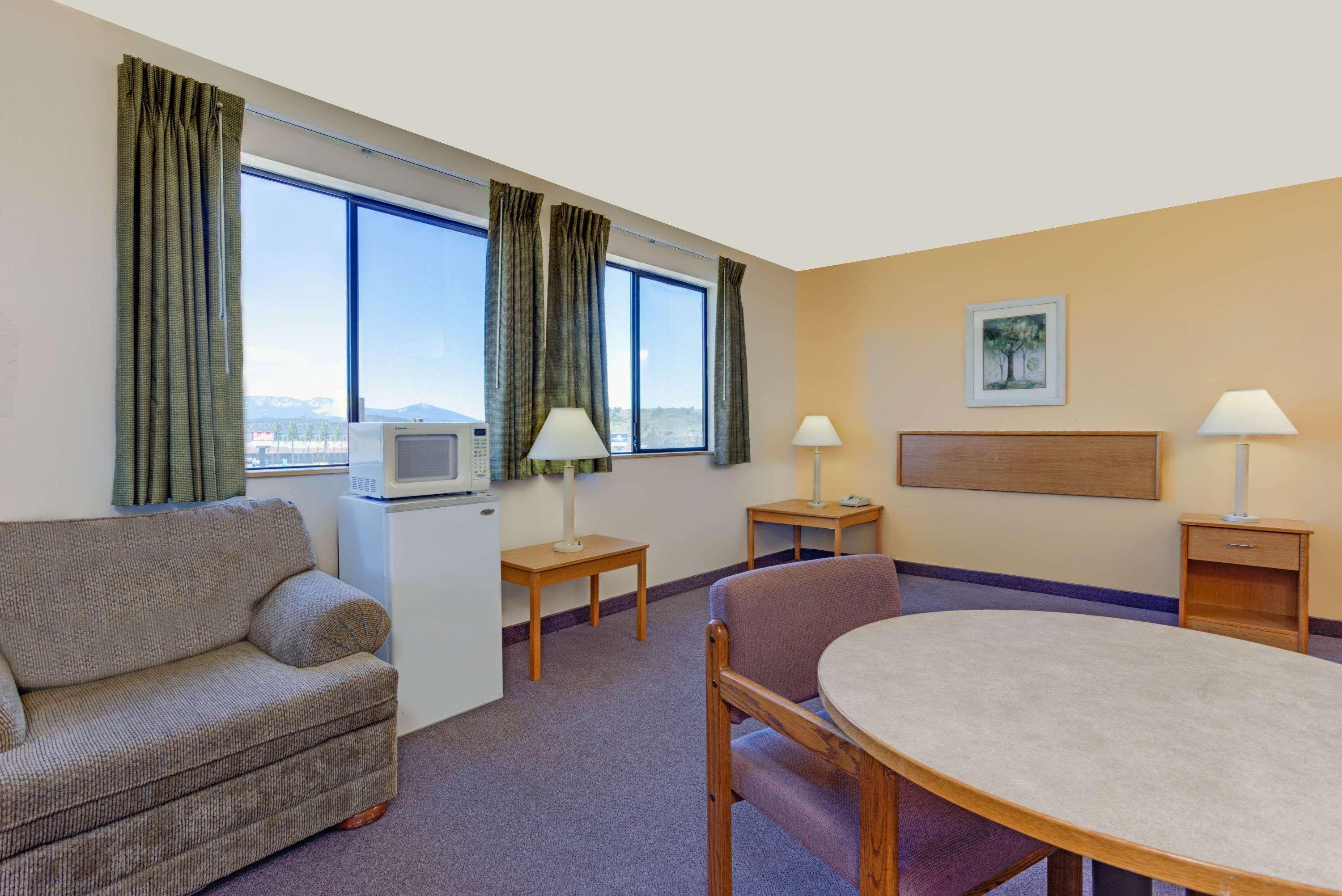 Super 8 By Wyndham Klamath Falls Exteriör bild