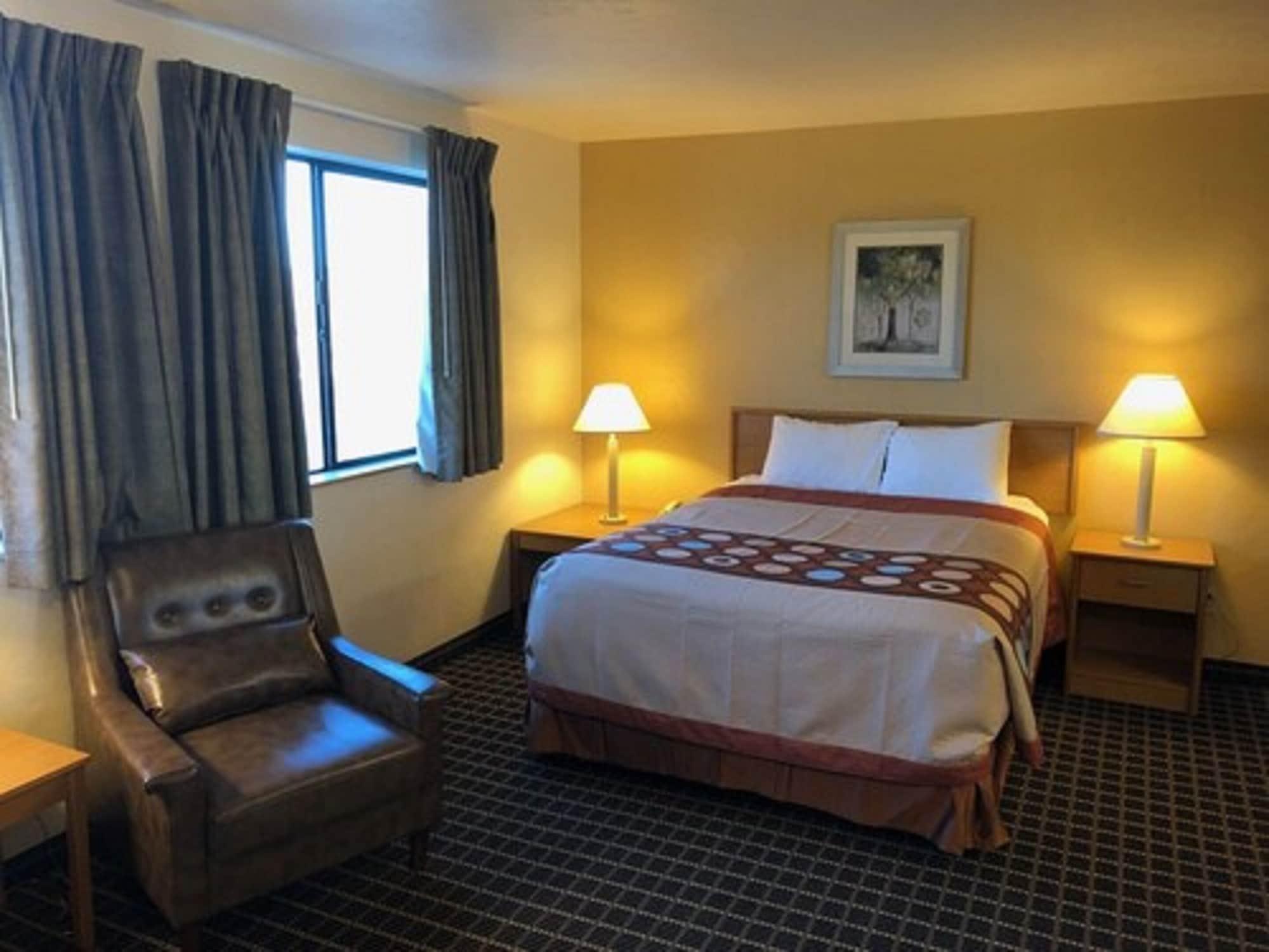 Super 8 By Wyndham Klamath Falls Exteriör bild